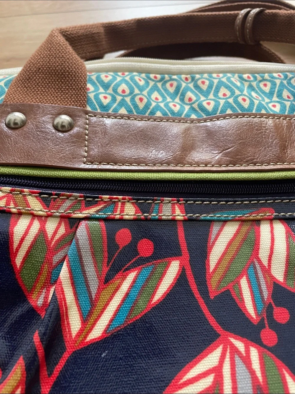 Fossil Women’s Floral Convertible laptop Shoulder Bag - Navy, Brown Travel #0122